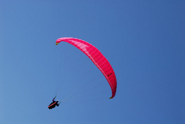Grouse Mountain Fly-In. August 2006. Photographer:  Karla Wakefield  http://kwindels.smugmug.com/gallery/1780597
